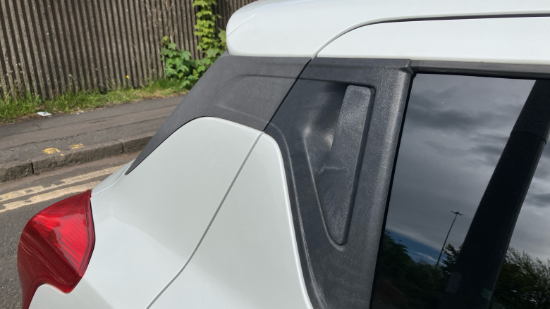 Suzuki Swift 1.0 Boosterjet SHVS SZ5 5dr Petrol Hatchback